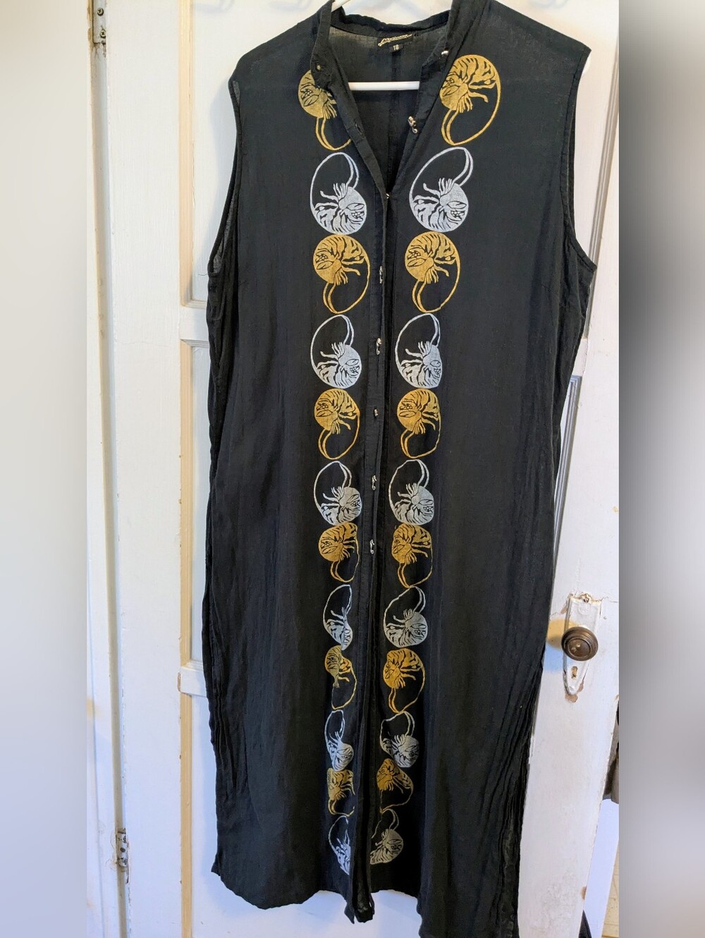 Sleeveless dark Button-Front Maxi Tunic Dress w/Gold & White images, size 18
